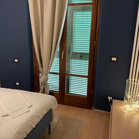Accogliente Camera Singola Con Balcone A 500 Mt Dal Mare Marina Di Carrara Exterior photo